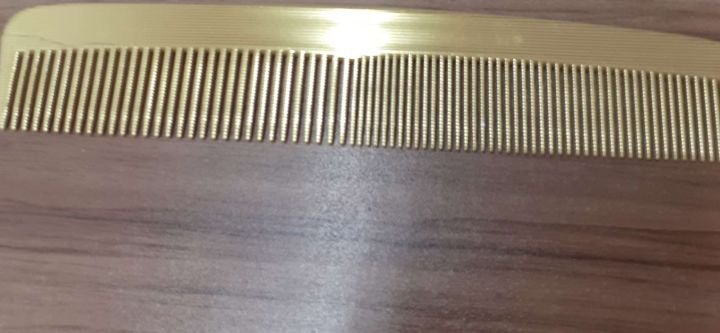 Hair%20Comb%20or%20Hair%20Brush-1%20piece%20-%20Image%202