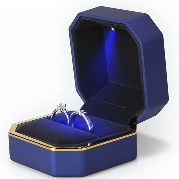 Square%20Velvet%20Wedding%20Ring%20Case%20Jewelry%20Gift%20Box%20with%20LED%20Light%20for%20Proposal%20Engagement%20Wedding%20Luxury%20Ring%20Box%20-%20Image%203