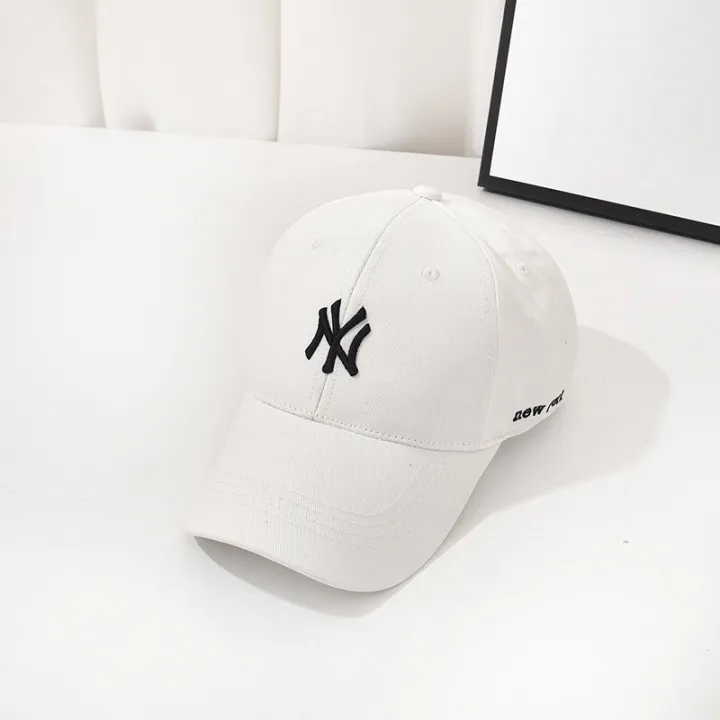 MLB%20Cap%20Baseball%20New%20York%20Yankees%20Cap%20Casual%20Sun%20Protection%20Sun%20Hat%20Cotton%20Hat%20Portable%20All-Matched%20for%20Men%20and%20Women%20-%20Image%202