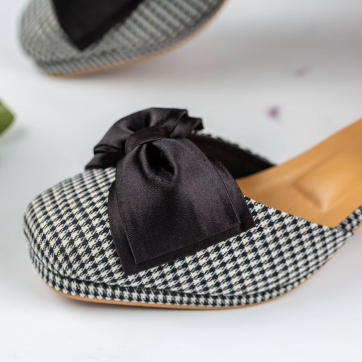 Layla%20White%20Check%20Closed%20Toe%20Block%20Heel%20for%20women%20-%20Image%203