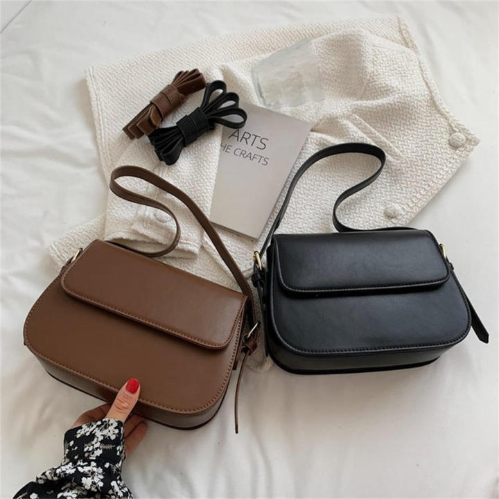 Vintage%20Crossbody%20Bag%20Compact%20Wide%20Strap%20Chain%20Strap%20Shoulder%20Bag%20Small%20Leather%20Handbag%20for%20Women%E2%80%99s%20Accessories%20Daily%20Use%20Evening%20Out%20Casual%20Wear%20Gift%20Idea%20-%20Image%202