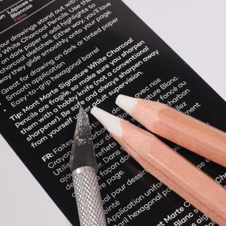 Mont%20Marte%20White%20Charcoal%20Pencils%20Lge%20Hex%202pc%20-%20Image%203
