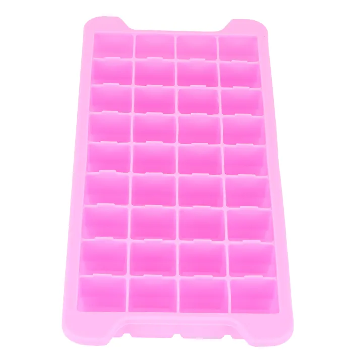 Ice%20Cubes%20Tray%20Mold%20Non%E2%80%91toxic%20Safe%20Durable%20With%20Lid%20For%20Family%20Freezing%20-%20Image%207