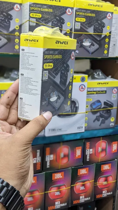 Awei%20T1%20Pro%20True%20Sports%20Earbuds%20With%20Charging%20Case%20-%20Image%204