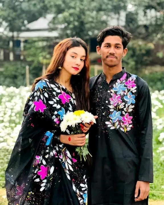 New%20Exclusive%20Hand%20Printed%20Couple%20Set/Matching%20dress/Couple%20&%20Family%20Sets/Saree%20And%20Panjabi%20for%20Men%20and%20Women%20%20(0%20reviews)%20Milys_Collection%20Mily's%20Collection%20-%20Image%203