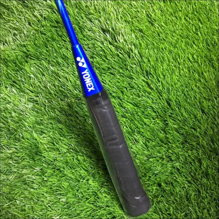 Badminton%20Racket%20-%20Yonex%20-%20Image%205