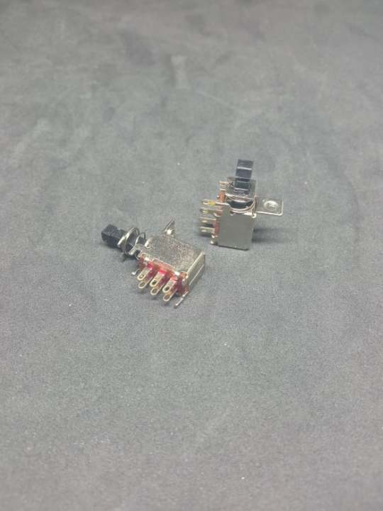 Right%20Angle%20PCB%20DPDT%20Double%20Pole%20Push%20Button%20Switch%206%20Pin%20Self-locking%20-5pcs%20-%20Image%203