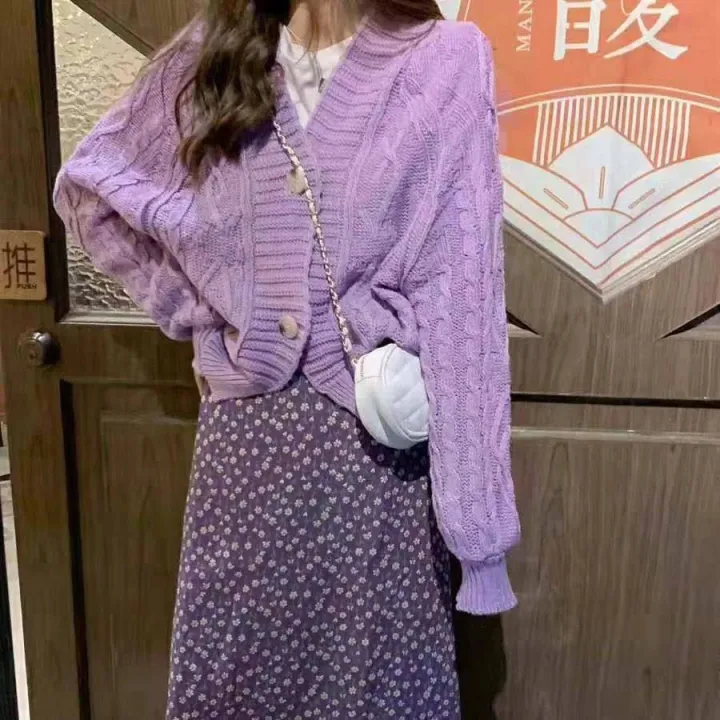 M144%20Cardigan%20Short%20Top%20Women's%20Korean-Style%20Retro%20V%20Collar%20Net%20Red%20Sweater%20Loose%20French%20Lazy%20Style%20Sweater%20-%20Image%204