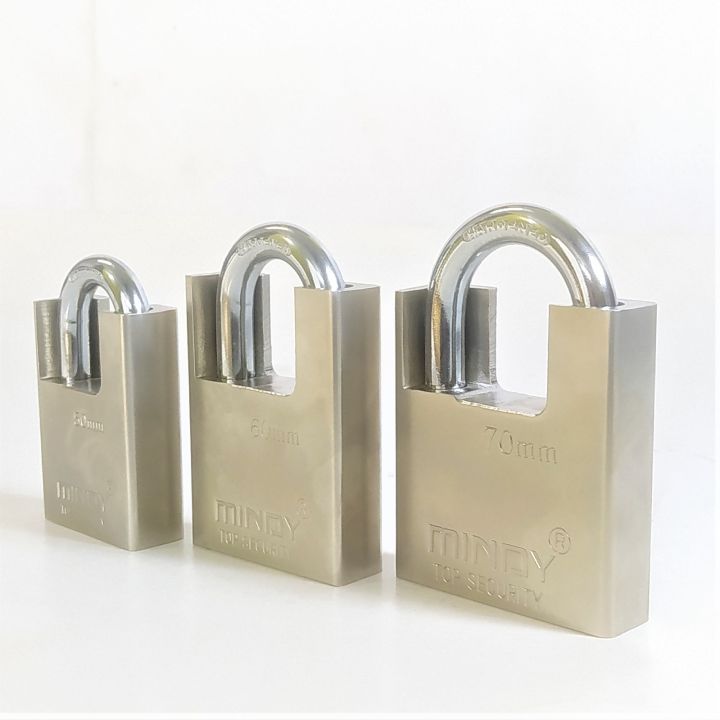 Mindy%20High%20Security%20Anti-Theft%20Brass%20Padlockwith%20extra%20arm%20which%20is%20impossible%20to%20cut%20by%20cutter.%20-%20Image%204