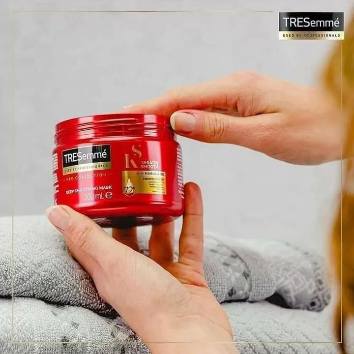 Tresemme%20Keratin%20Smooth%20Deep%20Smoothing%20Mask%20300ml%20-%20Image%206