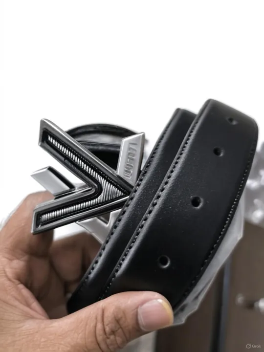 Black%20Leather%20Belt%20for%20Men%20-%20Image%205