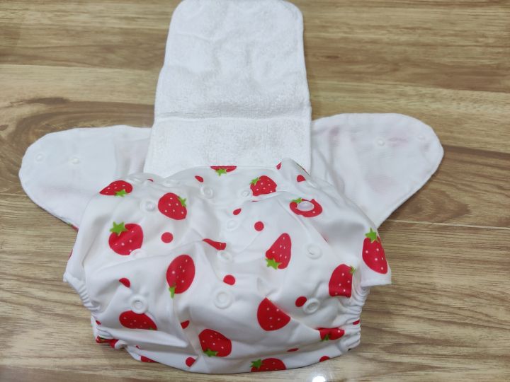 BABY%20WASHABLE%20&%20Adjustable%20DIAPER%20with%20Napi/pad%20CN_1pcs%20-%20Image%204