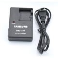 Samsung BP70A Digital Camera Battery Charger. 