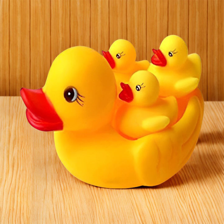 4pcs-Floating Duck Bath Toys with Squeezing sound