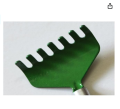 Portable Extendable Telescopic Metal Backscratcher/Back Scratcher in Green. 