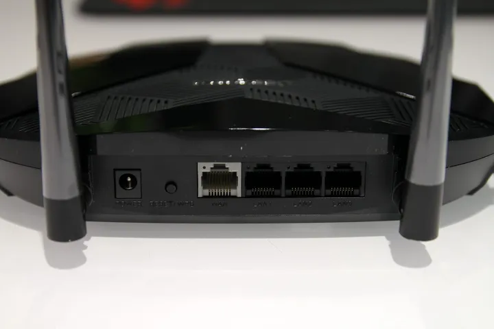 Mercusys%20MR80X%20V2.2%20AX3000%20Dual-Band%20Wi-Fi%206%20Gigabit%20Router%20WiFi%20Speed%20up%20to%202402Mbps/5GHz%20+%20574Mbps/2.4GHz,%20Gigabit%203%20LAN%20Ports,%201%20WAN%20Port%20Ideal%20for%20Gaming%20-%20Image%205