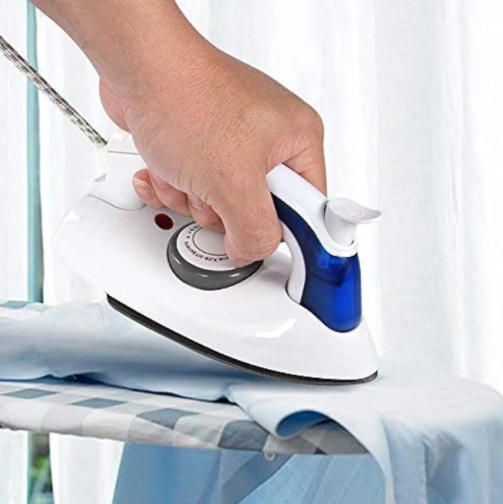 ELECTRIC%20PORTABLE%20FOLDING%20HANDED%20TRAVEL%20IRON%20STREAMERS.%20-%20Image%203