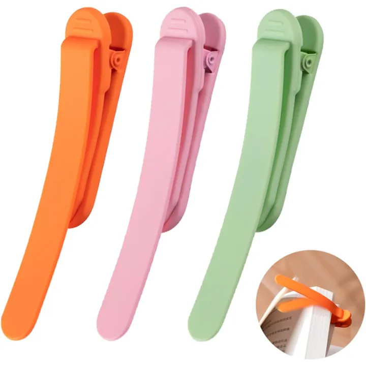 Lightweight%20Smart%20Bookmark%20Compact%20Water-resistant%20Silicone%20Bookmark%20Non-toxic%20Flexible%20Reading%20Accessory%20for%20Bookworms%20Students%20Gift%20Idea%20Travel%20Reading%20Bibliophiles%20-%20Image%202