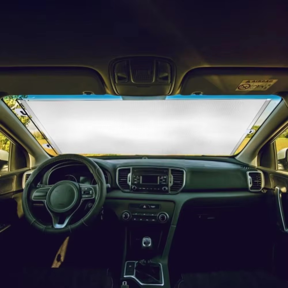 Retractable Car Side Window Sun-Shade Universal Aluminium Film Sunshade Roller Blinds UV-Protection Curtains Auto Truck Automatic Retractable Sunshade Car Bedroom Kitchen Office Window Shading No-punch Suction Cup Curtain Laser
