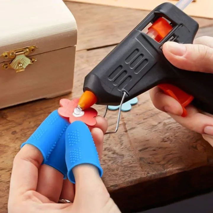 12%20Pieces%20Finger%20Cots%20Silicone%20Finger%20Protection%20Covers%20Caps%20Fingertip%20Protectors%20Heat%20Resistant%20Finger%20Sleeves%203%20Sizes%20-%20Image%203