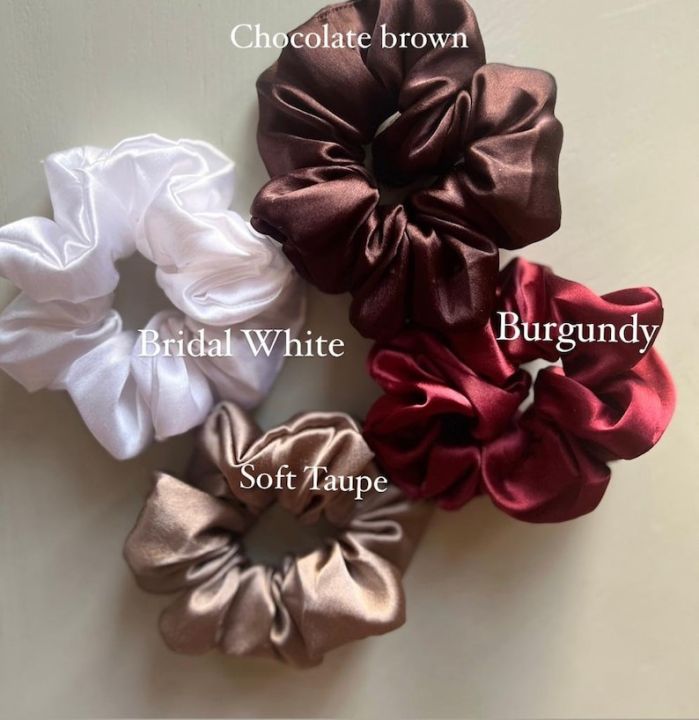 4 Pcs helpful Silk Scrunchie Hair Band Bracelet Set For Grils