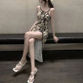 Women's Sleeveless Cheongsam Costume, Chinese Traditional Printed Side Slit Bodycon Dress. 