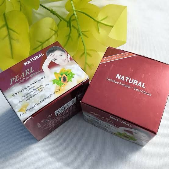 Natural%20Pearl%20Whitening%20&%20Anti%20Aging%20Cream%20-%20Image%203