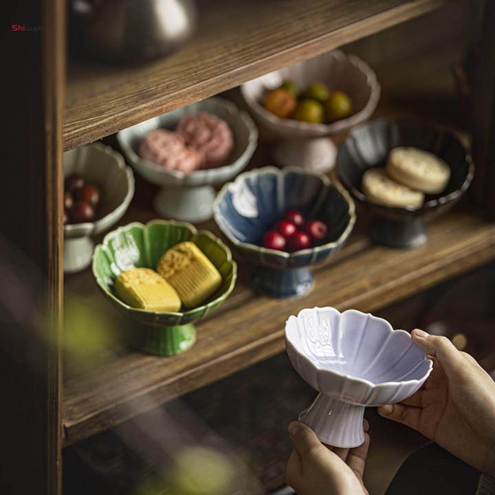 Ceramic%20Footed%20Bowl%20Table%20Centerpiece%20Lotus%20Shaped%20Dessert%20Cake%20Serving%20Bowl%20for%20Dining%20Table%20Home%20-%20Image%206