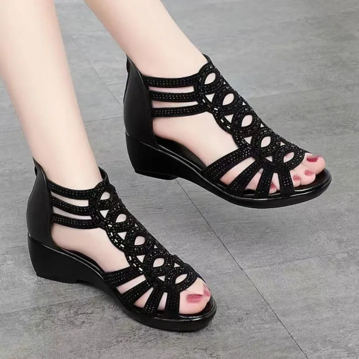 Soft%20leather%20roman%20sandals%20women's%20summer%202022%20new%20soft-soled%20mom%20shoes%20fashion%20wear%20women's%20sandals%20wedge%20heel%20women's%20shoes%20-%20Image%205