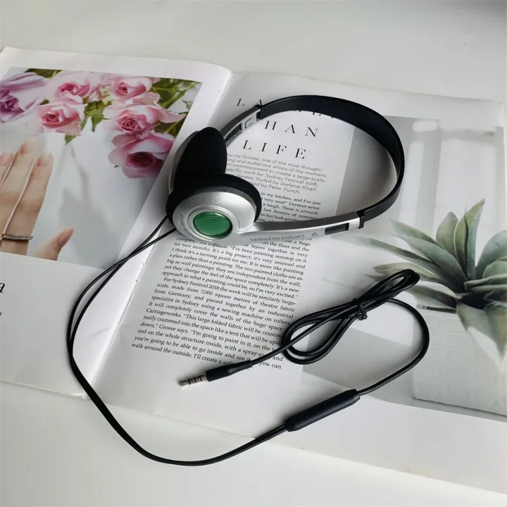 Fashion%20Retro%20Classic%20Headset%20Y2K%20Wired%20Headphone%203.5mm%20Type%20C%20Over%20Ear%20Earbud%20-%20Image%207