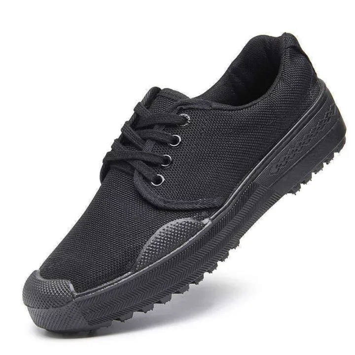 Men's%20Wear-Resistant%20Breathable%20Shoes%20Training%20Shoes%20Training%20Shoes%20Migrant%20Workers%20Construction%20Site%20Labor%20Protection%20Shoes%20Rubber%20Shoes%20Farmland%20Work%20Shoes%20-%20Image%205
