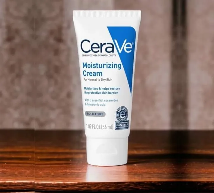 CeraVe%20Moisturizing%20Cream%20For%20Normal%20to%20Dry%20Skin%20-%2056ml%20%20By%20NS%20Glamour%20Mart%20-%20Image%205