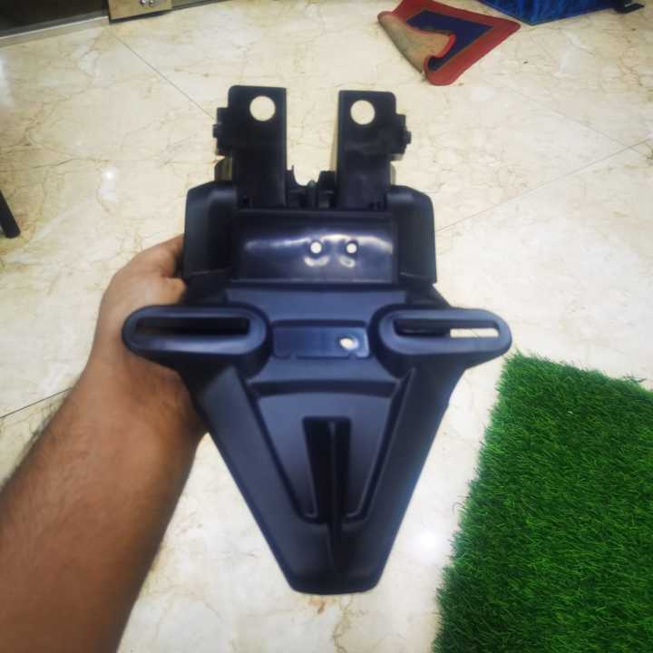 Rear%20Fender/Rear%20Mudguard%20Mud%20Protector%20Yamaha%20FZ-S%20V2,%20Fazer%20V1,V2%20-%20Image%202
