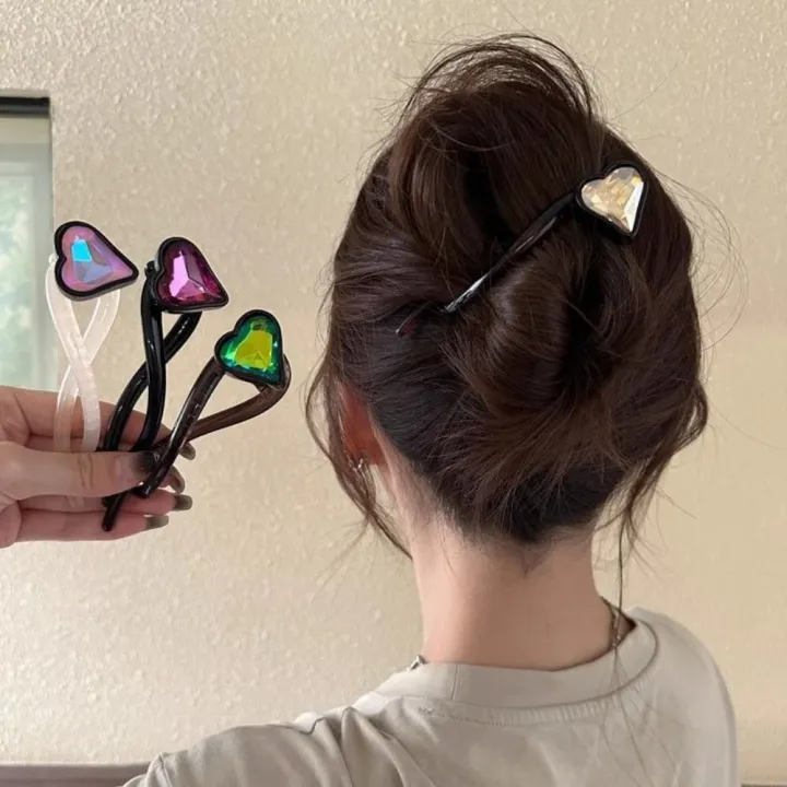 Elegant%20Hairpin%20Heart%20Twisted%20Clip%20Hair%20Styling%20Tool%20Line%20Grab%20Clip%20Colorful%20Hair%20Clip%20Ponytail%20Clip%20Daily%20-%20Image%207