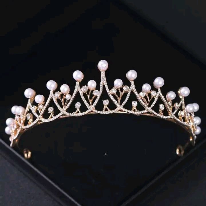 pearl%20Hijab%20Crown/Headpiece%20-%20Hair%20Band%20-%20Image%209
