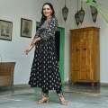 Black Floral Jaal V Neck Kurta Pant Set kp206.