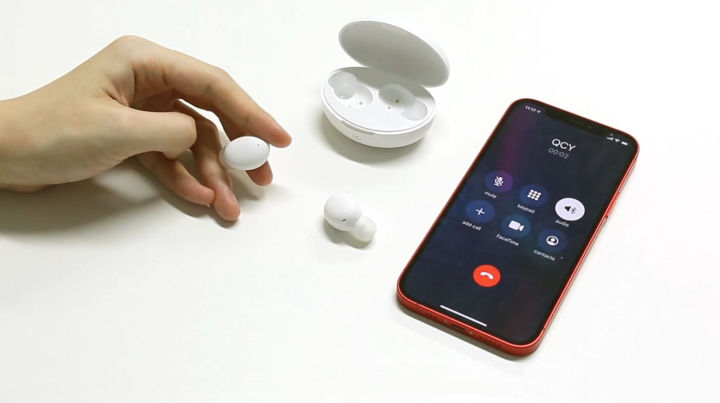 QCY%20T16%20Wireless%20Earbuds%20-%20Image%205