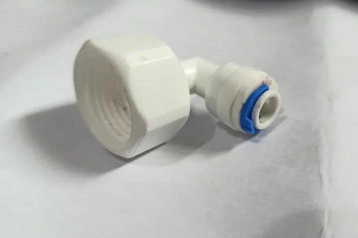 6%20mm%20x%201/2''%20Push-in%20Fitting%20with%20Female%20Threads%20elbow%20-%20Image%203