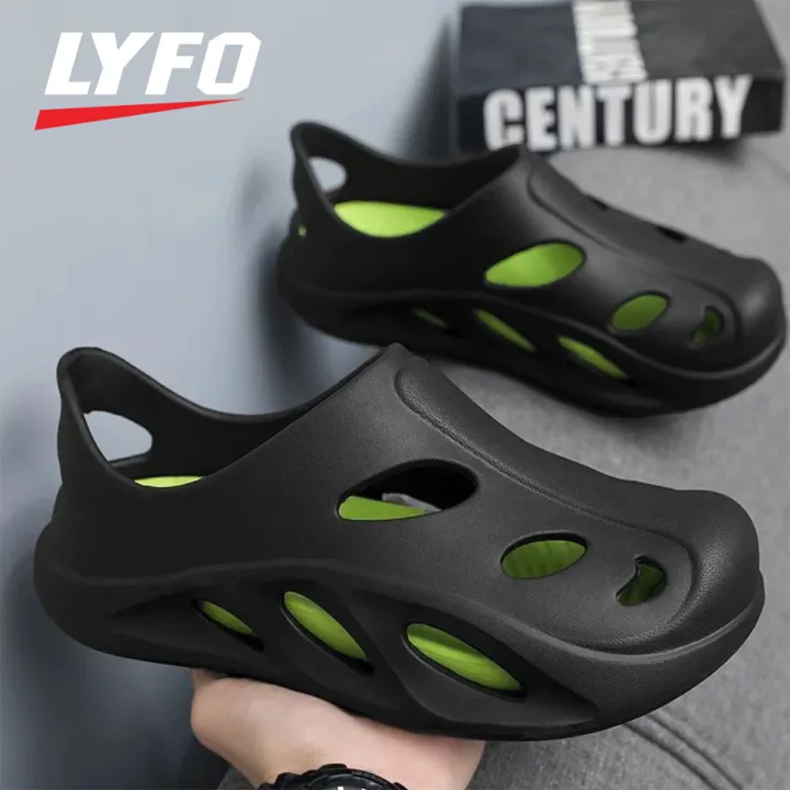 LYFO%20%20Anti%20Slip%20Melody%20%20Sandals%20Black%20Comfortable,%20washable,%20durable%20Clogs%20-%20Image%202