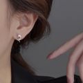 S925 sterling silver tulip stud earrings women's ins, sweet and gentle, light luxury, niche design, simple flowers, shell bead earrings.