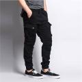 Twill Casual Cargo Pant for Men - Black. 