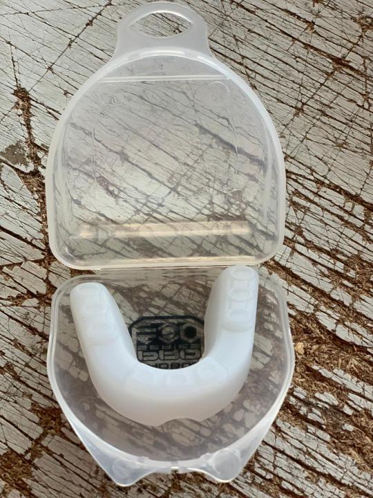 Badboy%20Pro%20Series%20MMA%20Mouthguard%20teeth%20protector%20Kids%20&%20Youth(%20upper%20and%20lower%20teeth%20gum%20)%20-%20Athletic%20Mouth%20Protection%20for%20Boxing,%20Football,%20Hockey,%20Karate,%20Rugby,%20Basketball%20-%20Custom%20Fit,%20Comfortable%20&%20Durable%20-%20Image%208