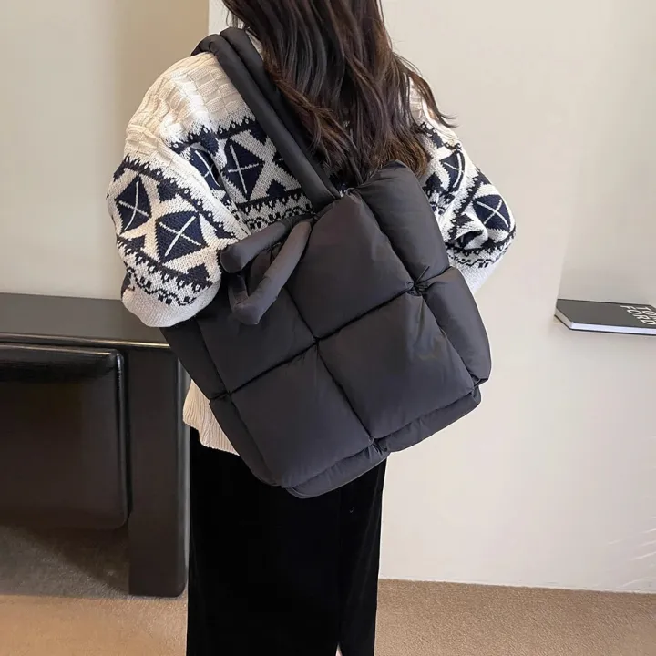 Quilted%20Puffer%20Tote%20Bag%20for%20Women%20Cotton%20Down%20Padded%20Shoulder%20Bag%20Winter%20Puffy%20Shopper%20Top%20Handle%20Bag%20Large%20Handbag%20Purse%202023%20-%20Image%204
