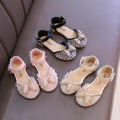 Girls sandals 2024 summer new small and medium-sized children soft sole baotou princess laces diamond bow little girls children's shoes.