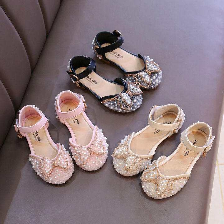 Girls sandals 2024 summer new small and medium-sized children soft sole baotou princess laces diamond bow little girls children's shoes