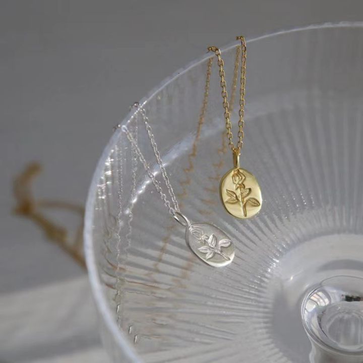 Fashion%20Ins%20Style%20Simple%20Engraved%20Flower%20Necklace%20for%20Women%20Exquisite%20Gold%20Plated%20Sweather%20Chain%20Pendant%20Necklace%20for%20Mother's%20Day%20Jewelry%20Gift%20Qoddess%20-%20Image%207