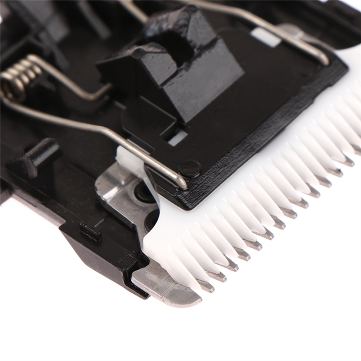Replacement%20Hair%20Clipper%20Blade%20Black%20-%20Image%205