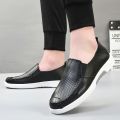 Chef Shoes Non-Slip Waterproof Hotel Work Shoes Oil-Proof Breathable Casual Work Shoes Leather Sandals Men's Soft Bottom Spring and Summer.