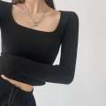 Square neck long sleeved T shirt for women wearing spicy girl style exposed collarbone short and slim fit bottom shirt with versatile ins top inside. 