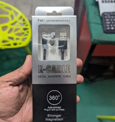 Magnetic%20Fast%20Charging%20Cable%20With%20Led%20Indicator%20-%20Type%20B%20/%20Type%20C%20/%20Type%20IOS%20-%20(%20One%20cable%20+%20One%20head)%20-%20Image%207